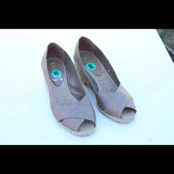 Ralph Lauren Cecelia wedges - Picture 4 of 8